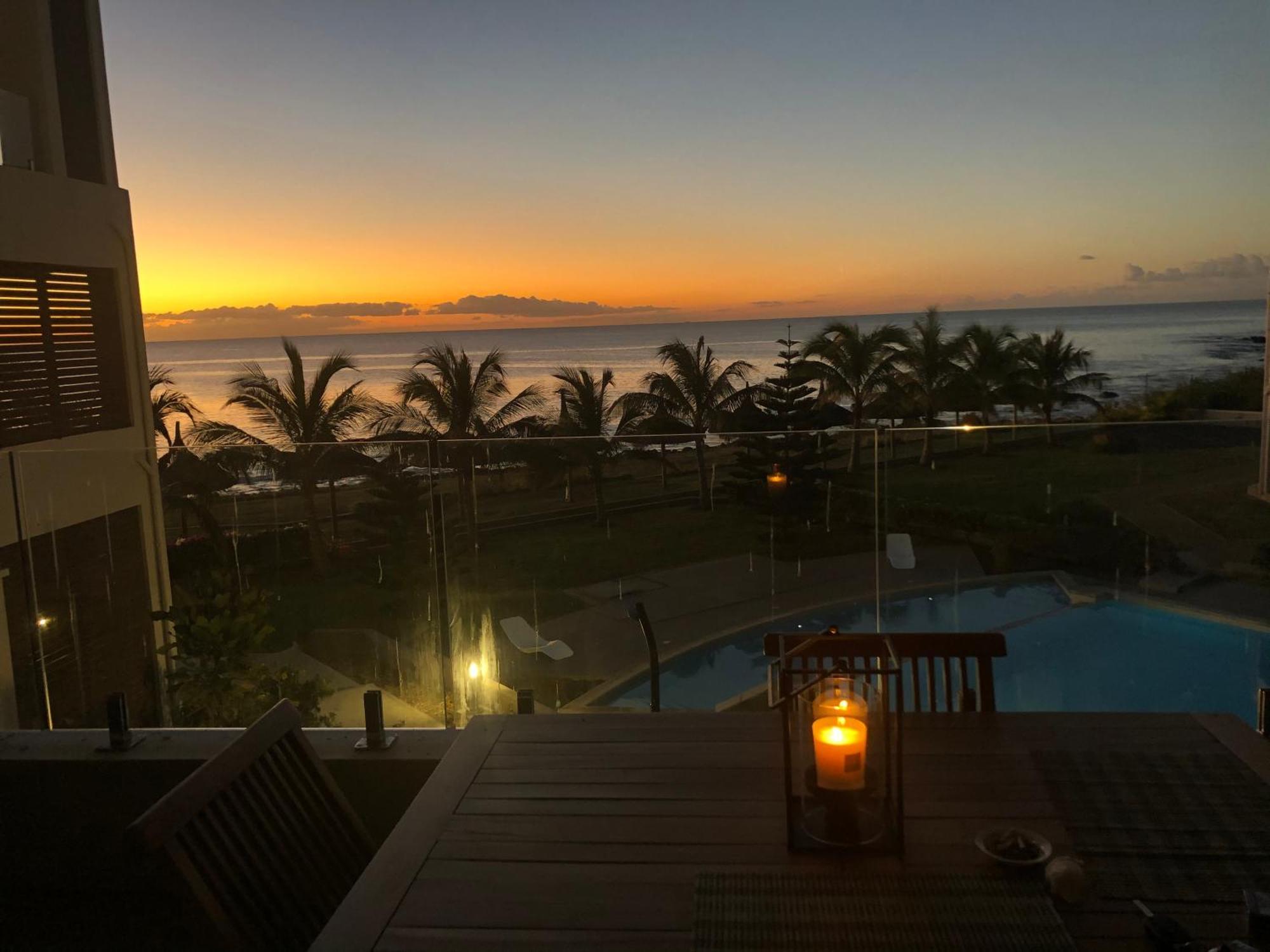 Magnificent Sea-View Apartment Flic-en-Flacq Exterior foto